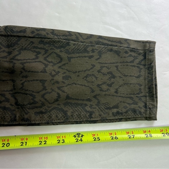 OLD NAVY Rockstar Women’s Printed Jeans Sz 4 Multi Colors Stretch Pockets - Picture 12 of 13